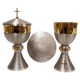 CHALICE WITH SCALE PATEN