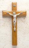 9 inch MAPLE CRUCIFIX WITH SALERNI CORPUS
